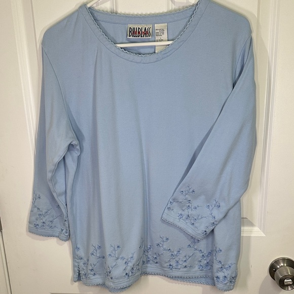 bill blass Tops - Vintage 90s Bill Blass Light Blue 3/4 Sleeve Top with Embroidery Size L
